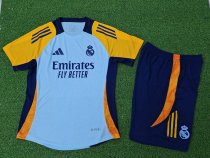 Real Madrid thaining  kids player  1:1 Quality Soccer Jersey  24-25
