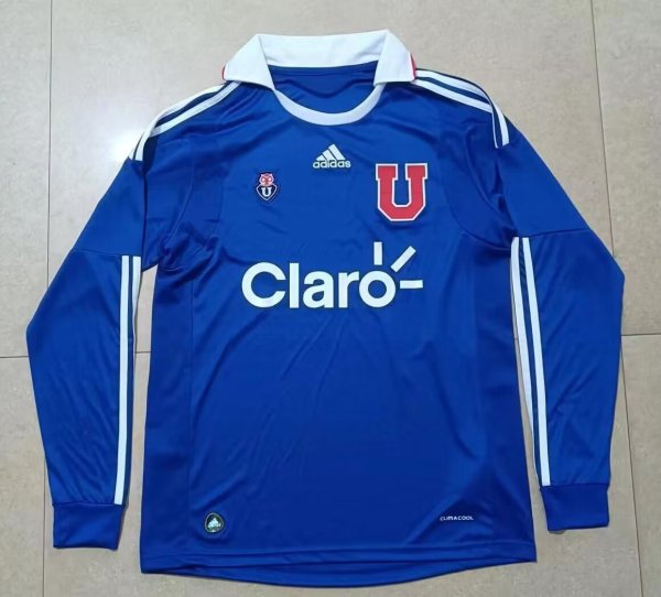 Retro  Universidad de Chile Home long   Fans 2011