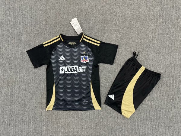 Colo-Colo away Kids  25-26