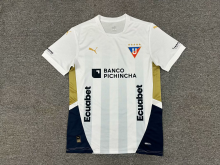 Liga Deportiva Universitaria  away Fans 1:1 25-26