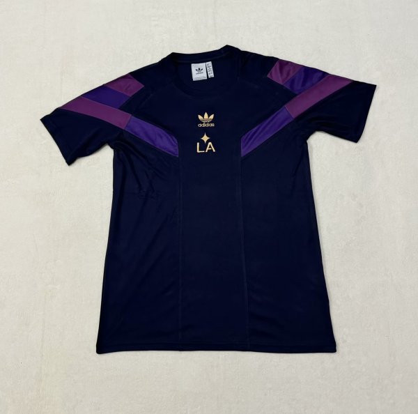 LA Galaxy  Special Edition  Fans    1:1    25-26