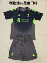Liverpool   goalkeeper  Fans 1:1 Quality Soccer Jersey   25-26 (kids and man )