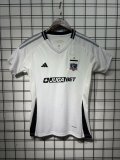 Colo-Colo home  women Fans  25-26