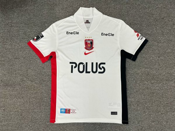 Urawa Reds  Away fans  1:1 Quality Soccer Jersey   25-26