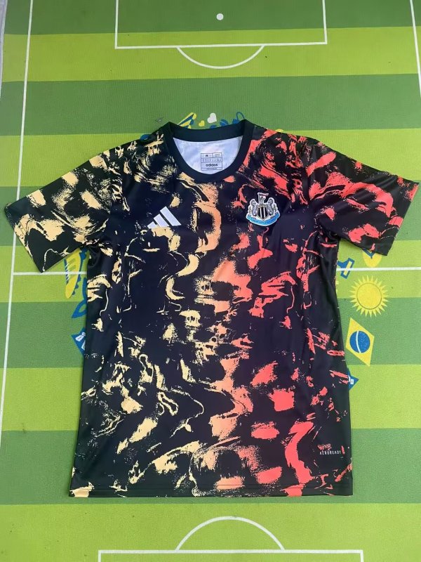 Newcastle  Special Edition Fans 1:1 Quality Soccer Jersey 25-26