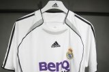 Retro Real Madrid Home  player  1:1 Quality Soccer Jersey    2006-2007