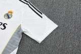 Real Madrid  Training  Fans kits  1:1 Quality Soccer Jersey 25-26 (Kids And Man )