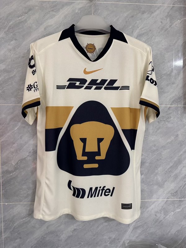 Pumas home Fans 1:1 Quality Soccer Jersey   25-26