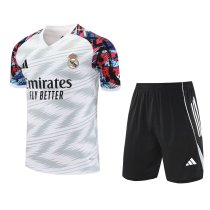 Real Madrid  Training  Fans Kits  1:1 Quality Soccer Jersey 25-26 (Kids And Man )