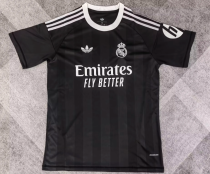 Real Madrid Goalkeeper Fans  1:1 Quality Soccer Jersey   25-26