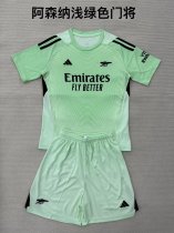 Arsenal  Goalkeeper  Fans 1:1 Quality Soccer Jersey   25-26 (kids and man )
