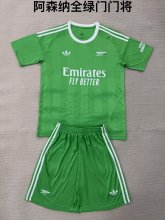 Arsenal  Goalkeeper  Fans 1:1 Quality Soccer Jersey   25-26 (kids and man )