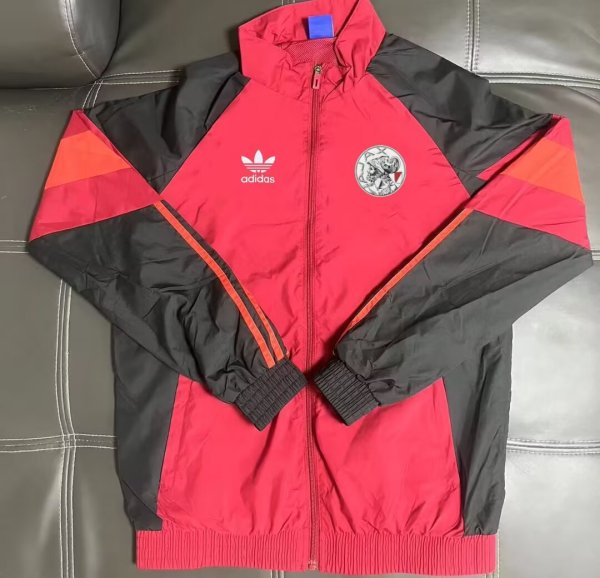 AJAX  Windbreaker  Red 1:1 Quality Soccer Jersey  25-26