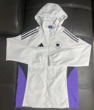 Bayern Munich  Windbreaker  White 1:1 Quality Soccer Jersey  25-26