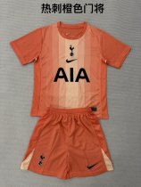 Tottenham  Goalkeeper  Orange Fans  (Kids and Man)  1:1 Quality Soccer Jersey  25-26