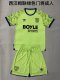 West Ham Goalkeeper Fans 1:1 Quality Soccer Jersey   25-26 (kids and man )