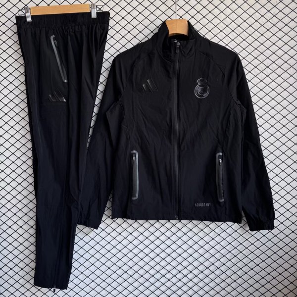 Real Madrid   Windbreaker Sets With pants  Black 1:1 Quality Soccer Jersey  25-26