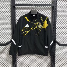 Real Madrid  Windbreaker  Black 1:1 Quality Soccer Jersey  25-26