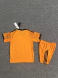 Wolverhampton Wanderers Home Fans 1:1 Quality Soccer Jersey  25-26