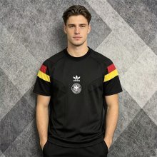 Germany Hoodie Training Special Edition  Fans 1:1 Quality Soccer Jersey   26-27 (2026)