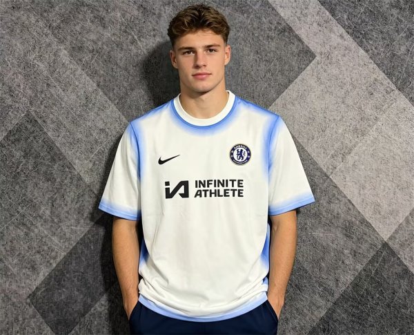 Chelsea   Hoodie Training Special Edition  Fans 1:1 Quality Soccer Jersey   26-27 (2026)