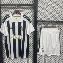 Juventus  Home With Pants Sets    Fans  1:1 Quality Soccer Jersey  26-27