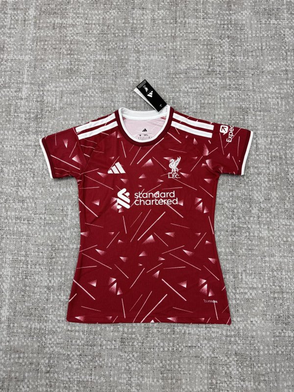 Liverpool Home Women   Fans 1:1 Quality Soccer Jersey 26-27