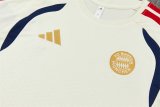 Bayern Munich  training Yellow Fans 1:1 Quality Soccer Jersey   26-27 (kids and man ) (16-2XL)
