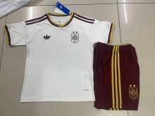 Spain Away Kids fans 1:1 Quality Soccer Jersey 26-27（2026） (2 stars)