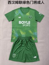 West Ham Goalkeeper  kids  1:1 Quality Soccer Jersey 26-27