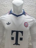 Bayern Munich Away Long Sleeve  Player 1:1 Quality Soccer Jersey  26-27