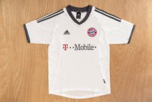 Retro Bayern Munich Away 1:1 Quality Soccer Jersey  2002-2006