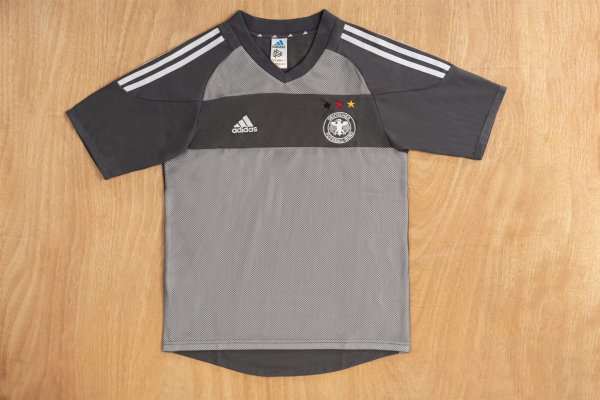 Retro Germany Away fans 1:1 Quality Soccer Jersey  2002