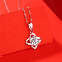 1 CT DEF 6.5mm VVS Moissanite Lucky Four-leaf Clover  Sterling Silver Pendant Necklace Platinum plating 45CM chain