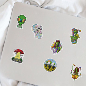 Contains 35 Marvel DC hero superman stickers Spiderman graffiti waterproof skateboard stickers personalized luggage graffiti waterproof stickers