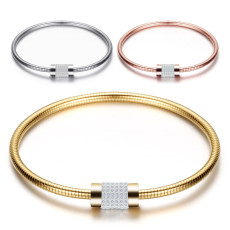 Stainless steel lady's snake chain bracelet, exquisite diamond-studded magnet clasp bracelet