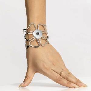 20MM Metal Personalized Hollow out Geometric Flower Bracelet Snaps button jewelry wholesale