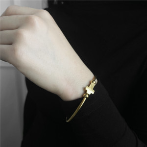 Stainless steel cross opening adjustable bracelet