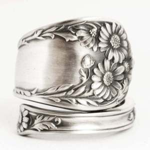 Dark Flower Ring Flowers Compete for Lady Engagement ring Christmas Gift