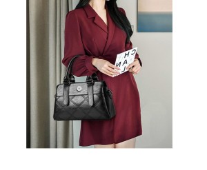 Large Capacity Simple Casual Handbag Soft Leather Diagonal Straddle Bag fit 20MM Snaps button jewelry wholesale