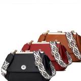Fashionable diagonal cross bag PU with clip mouth bag fit 20MM Snaps button jewelry wholesale