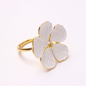 Colored Five petal Plum Blossom Party Hotel Decoration Napkin Ring