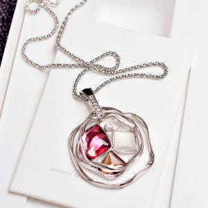 Zircon Petal and Stamen Pendant Long Necklace