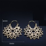 Stainless steel hollow pattern earrings