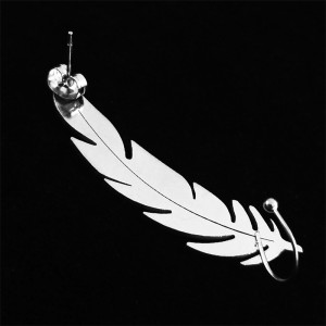 1pcs Stainless steel feather earrings