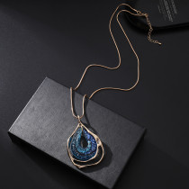 Fashionable and versatile, high-end feeling, hollowed out irregular water drop pendant, long necklace