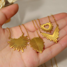 Stainless steel sunflower necklace