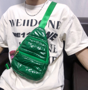 Down cotton jacket crossbody bag, fashionable and soft chest bag, outdoor sports backpack, zipper waist bag