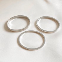 Stainless steel smooth faced bracelet