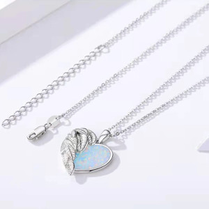 Love Feather Pendant Valentine's Day Gift Necklace
